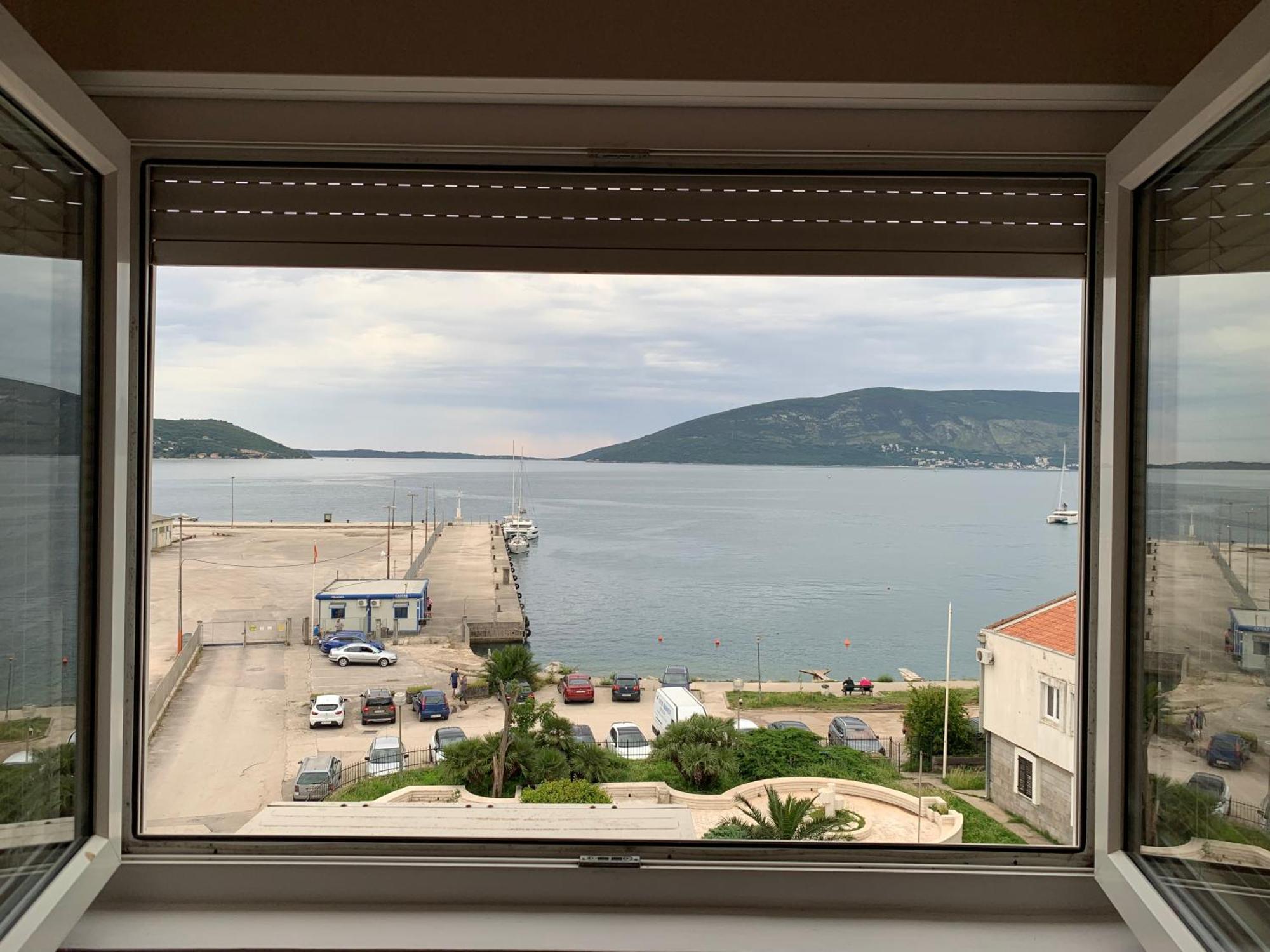 Wolf Apartments Herceg Novi Eksteriør billede